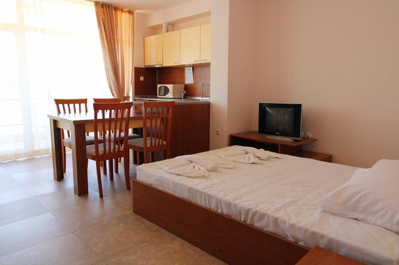 Menada Grand Kamelia Apartments Sunny Beach Værelse billede