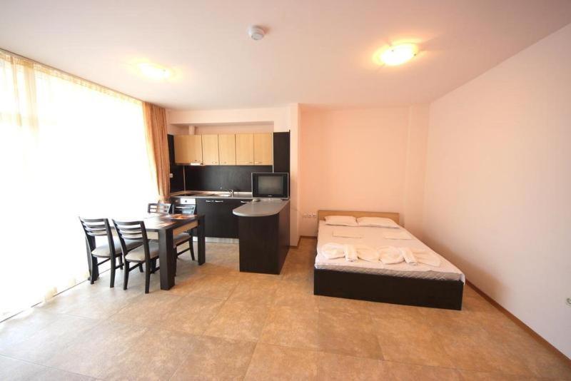Menada Grand Kamelia Apartments Sunny Beach Værelse billede