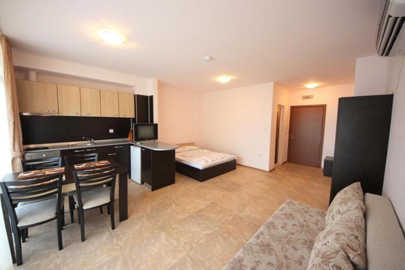Menada Grand Kamelia Apartments Sunny Beach Værelse billede