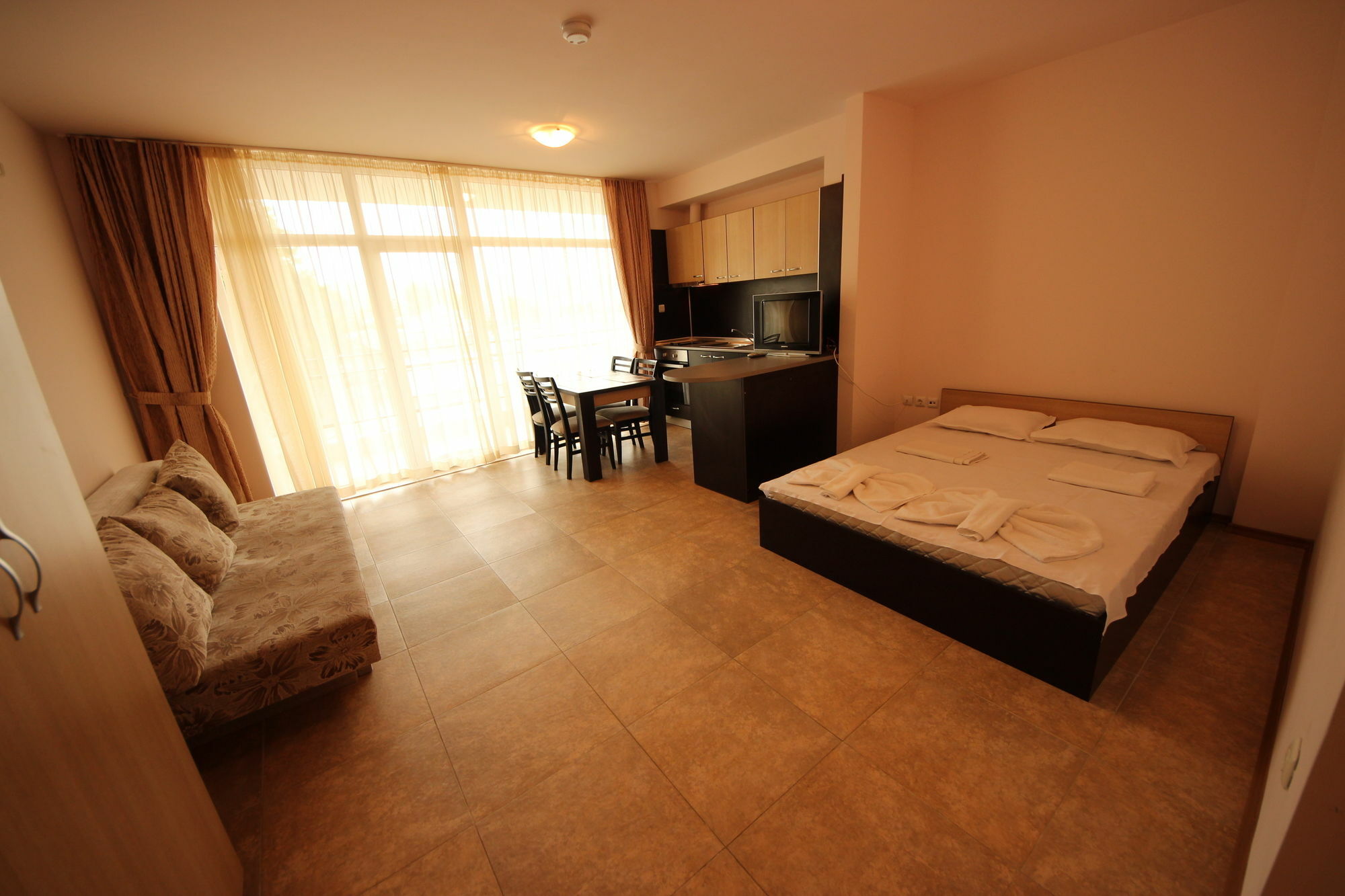 Menada Grand Kamelia Apartments Sunny Beach Eksteriør billede